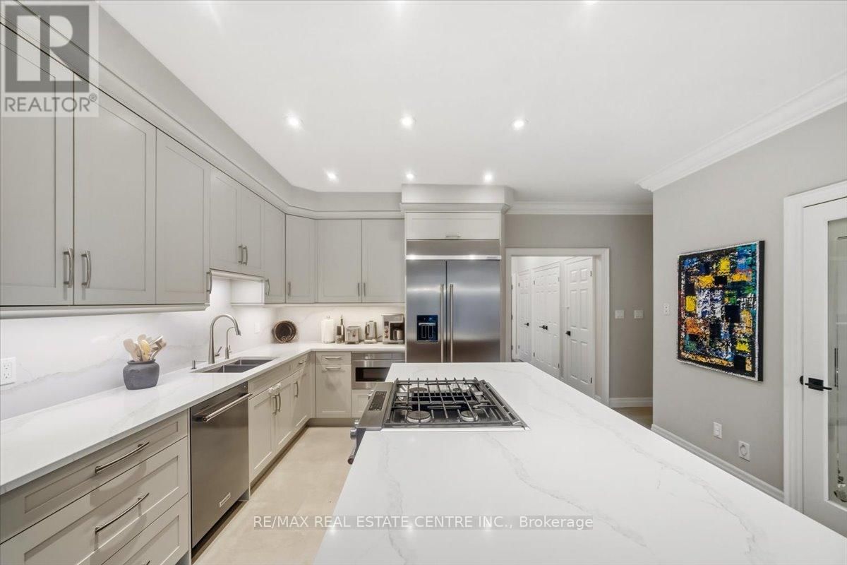 653 GLEN MORRIS ROAD WEST Image 17