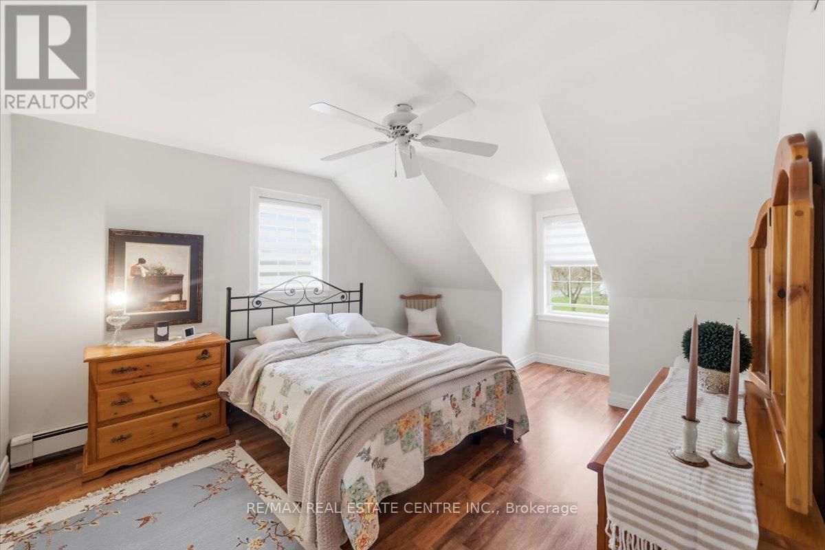 653 GLEN MORRIS ROAD WEST Image 23