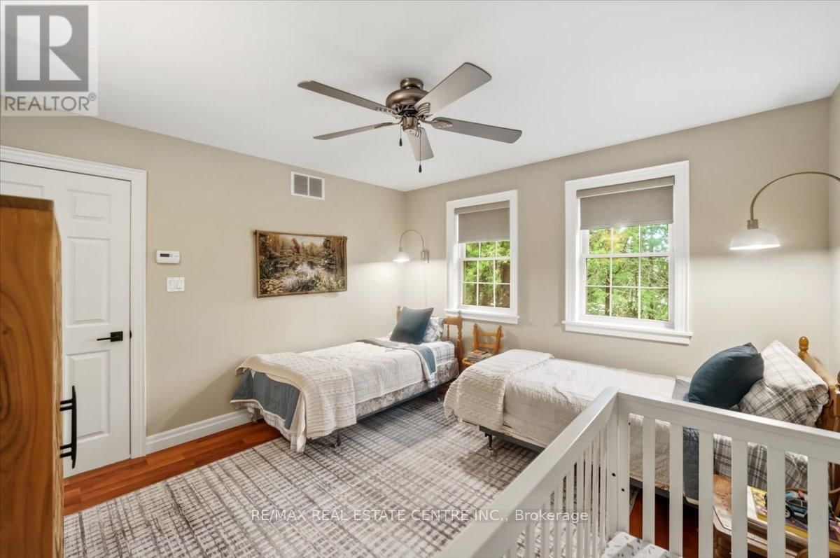 653 GLEN MORRIS ROAD WEST Image 28