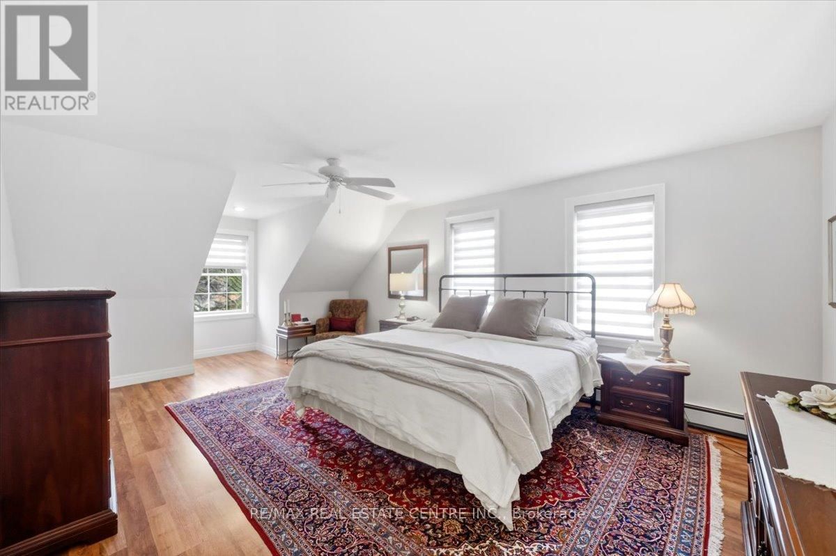 653 GLEN MORRIS ROAD WEST Image 31