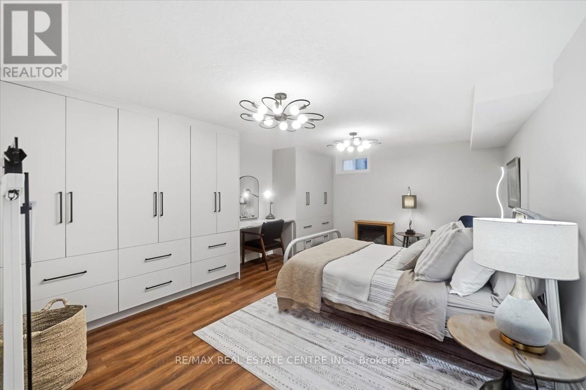 653 GLEN MORRIS ROAD WEST Image 36