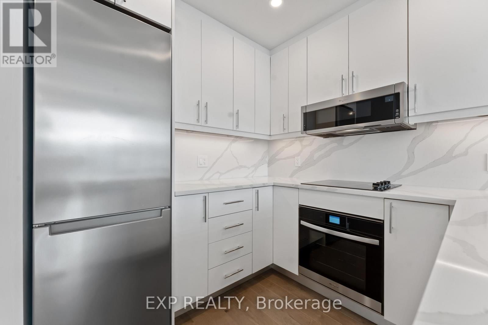 2607 - 180 GEORGE STREET Image 12