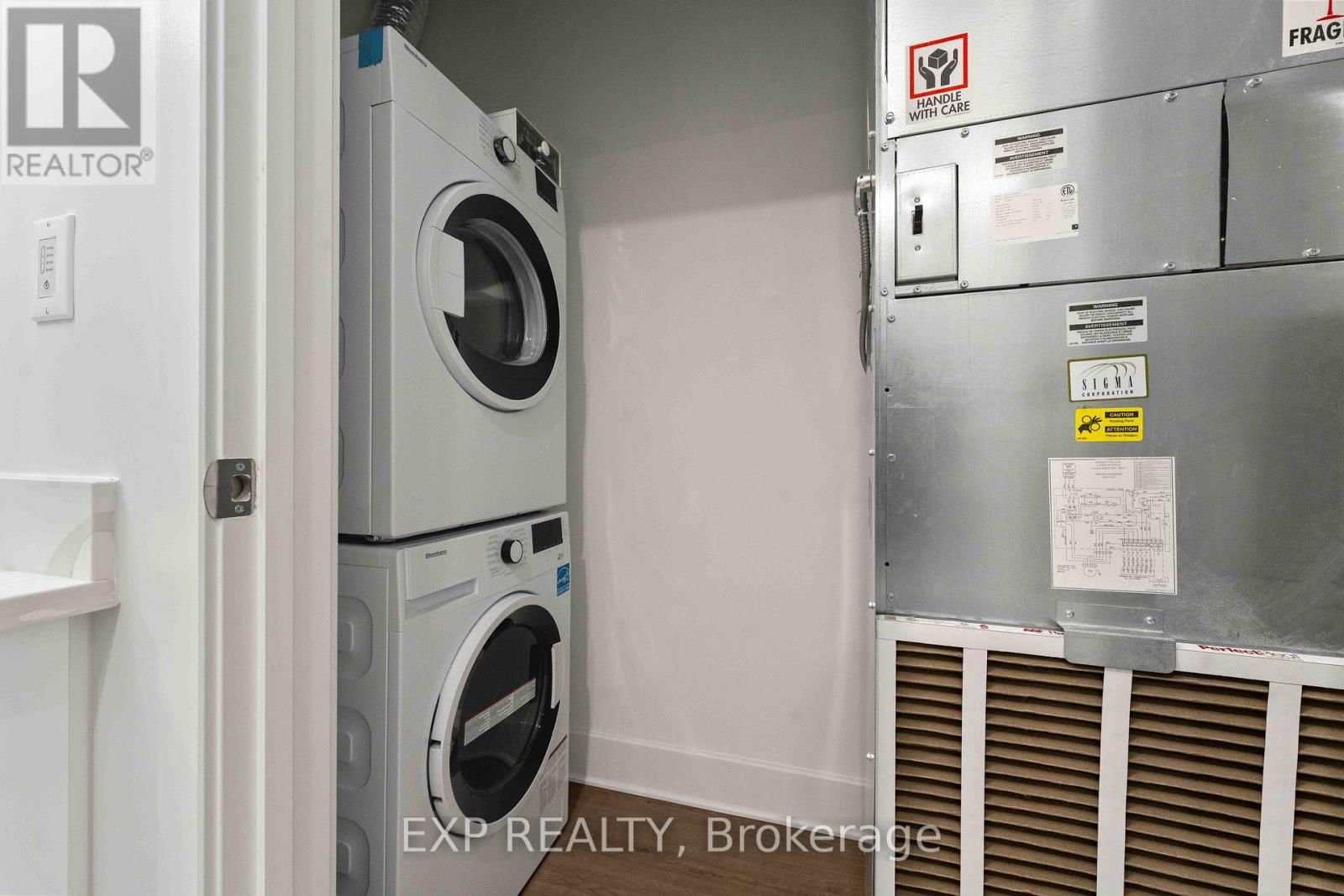 2607 - 180 GEORGE STREET Image 25