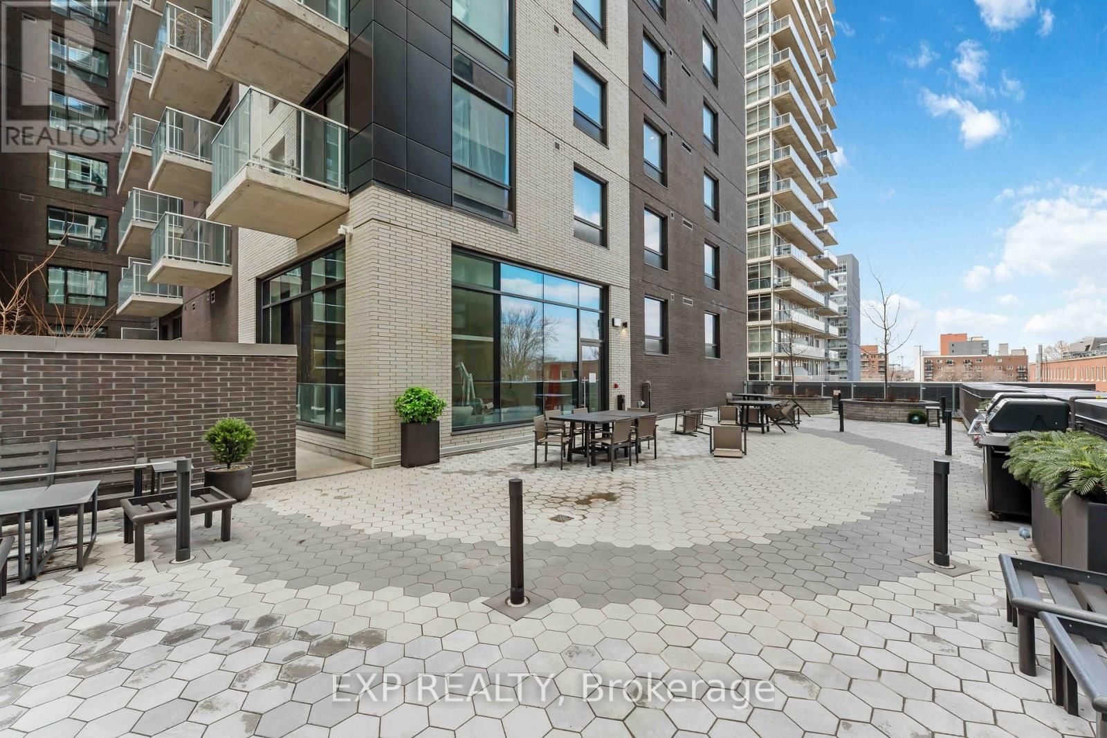 2607 - 180 GEORGE STREET Image 31