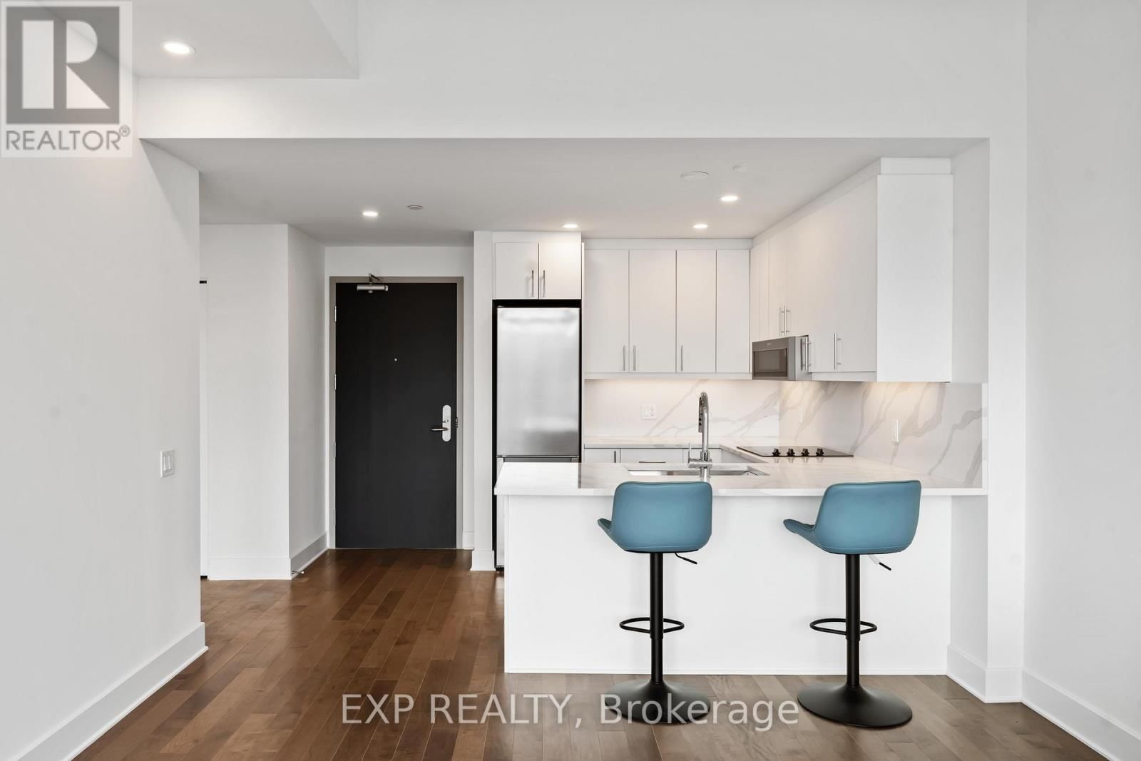 2607 - 180 GEORGE STREET Image 7