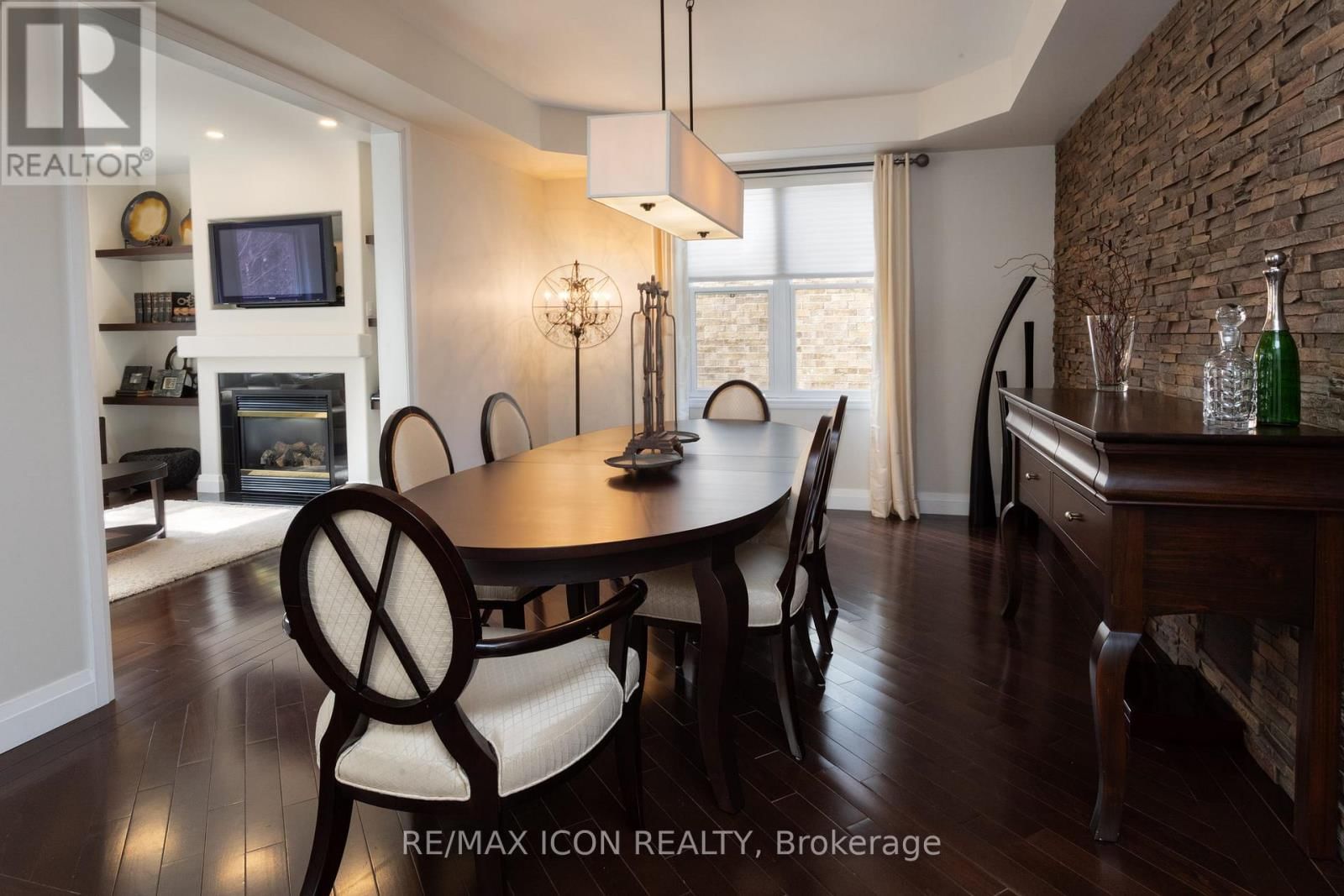 103 GLAZEBROOK CRESCENT Image 5