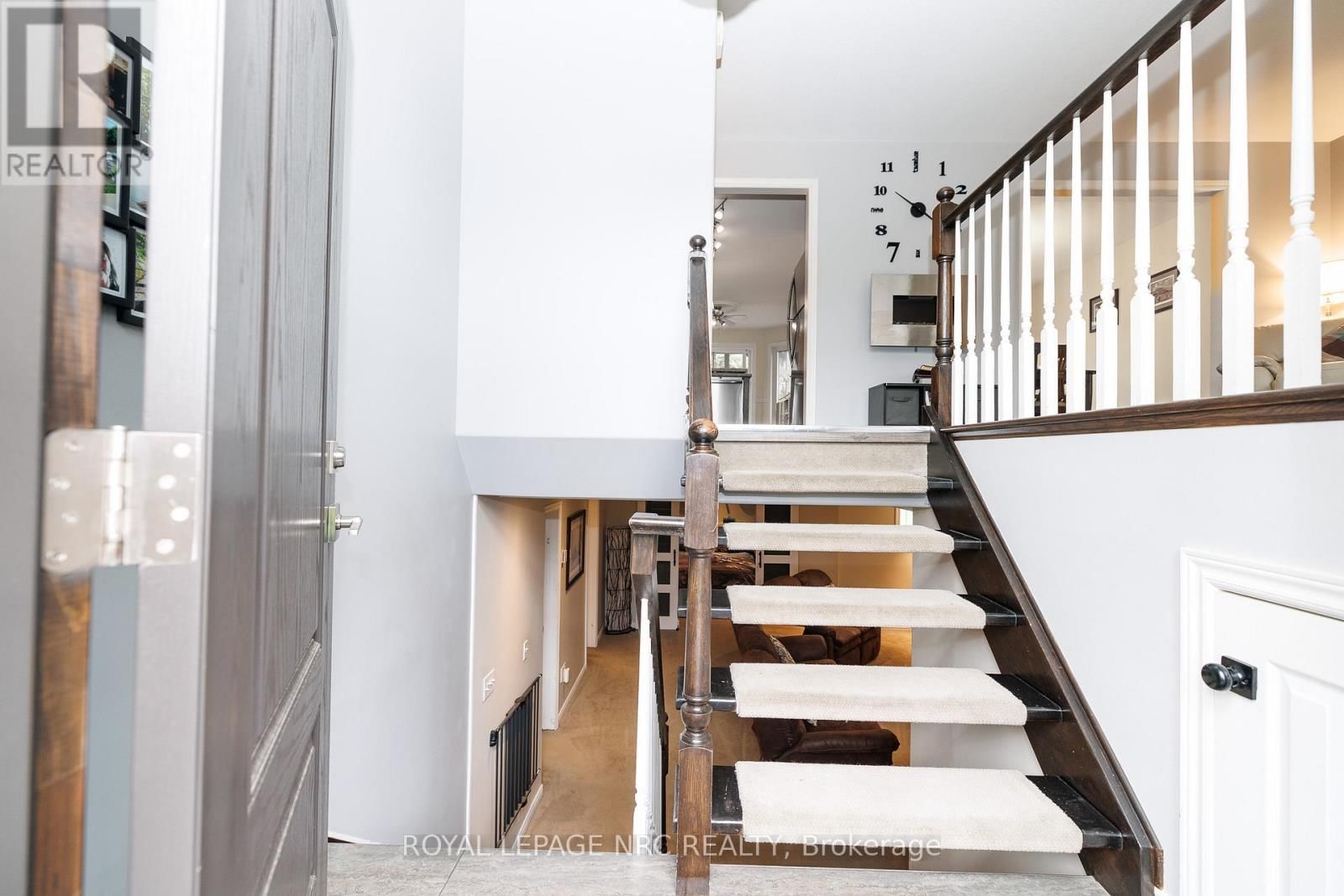 2343 JESSIE CRESCENT Image 10