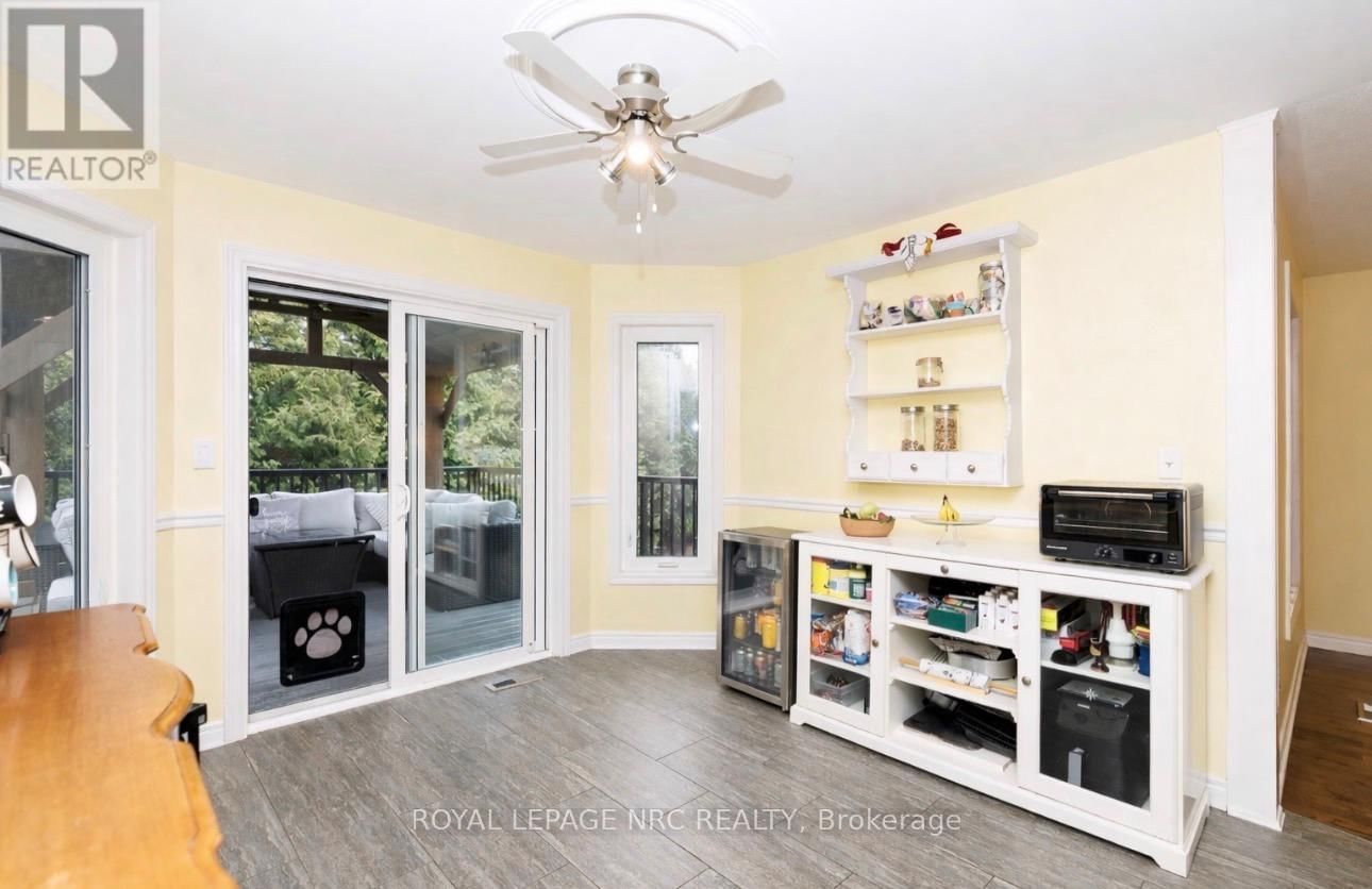 2343 JESSIE CRESCENT Image 18