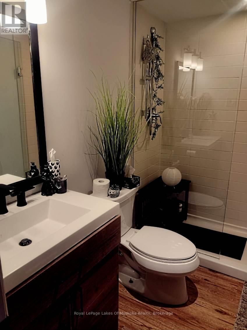 301 - 54 SUMMIT DRIVE DRIVE Image 6