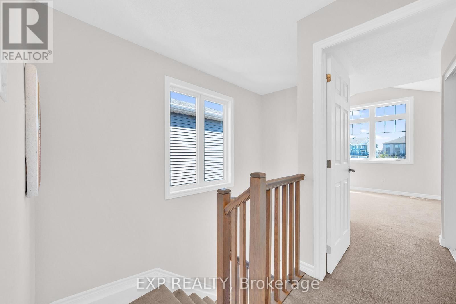 215 MERAK WAY Image 17