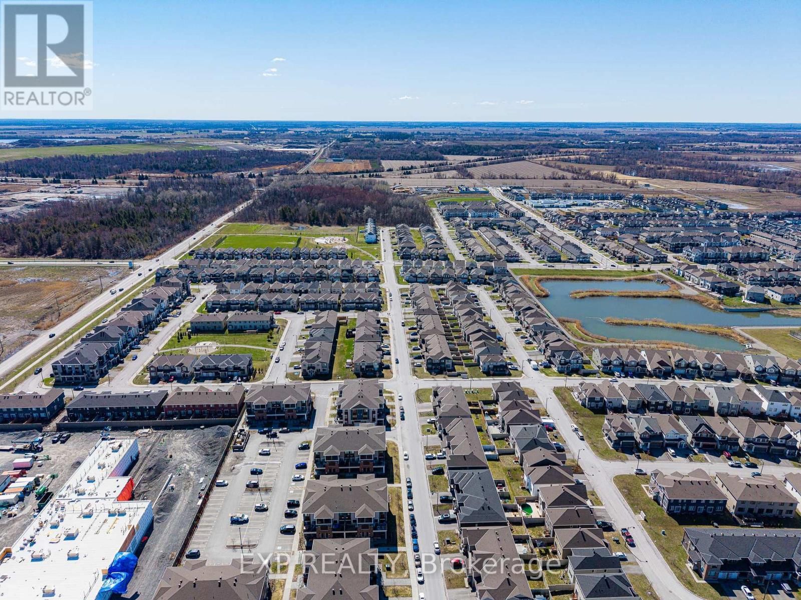 215 MERAK WAY Image 33