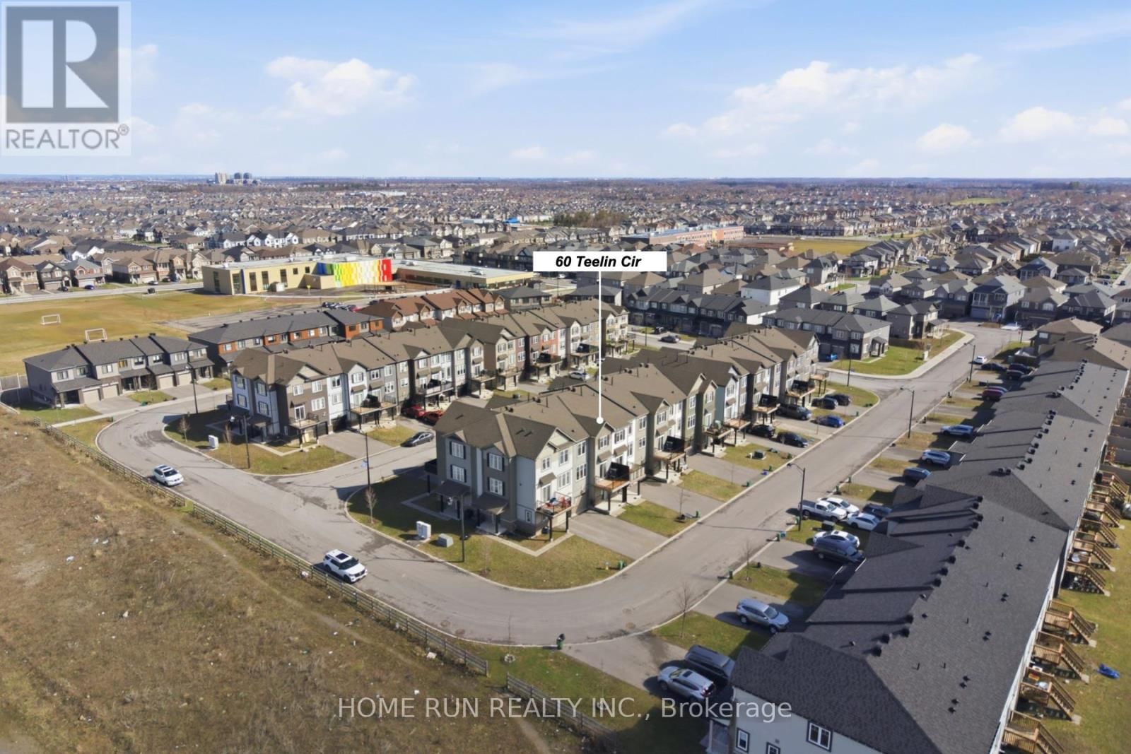 60 TEELIN CIRCLE Image 30