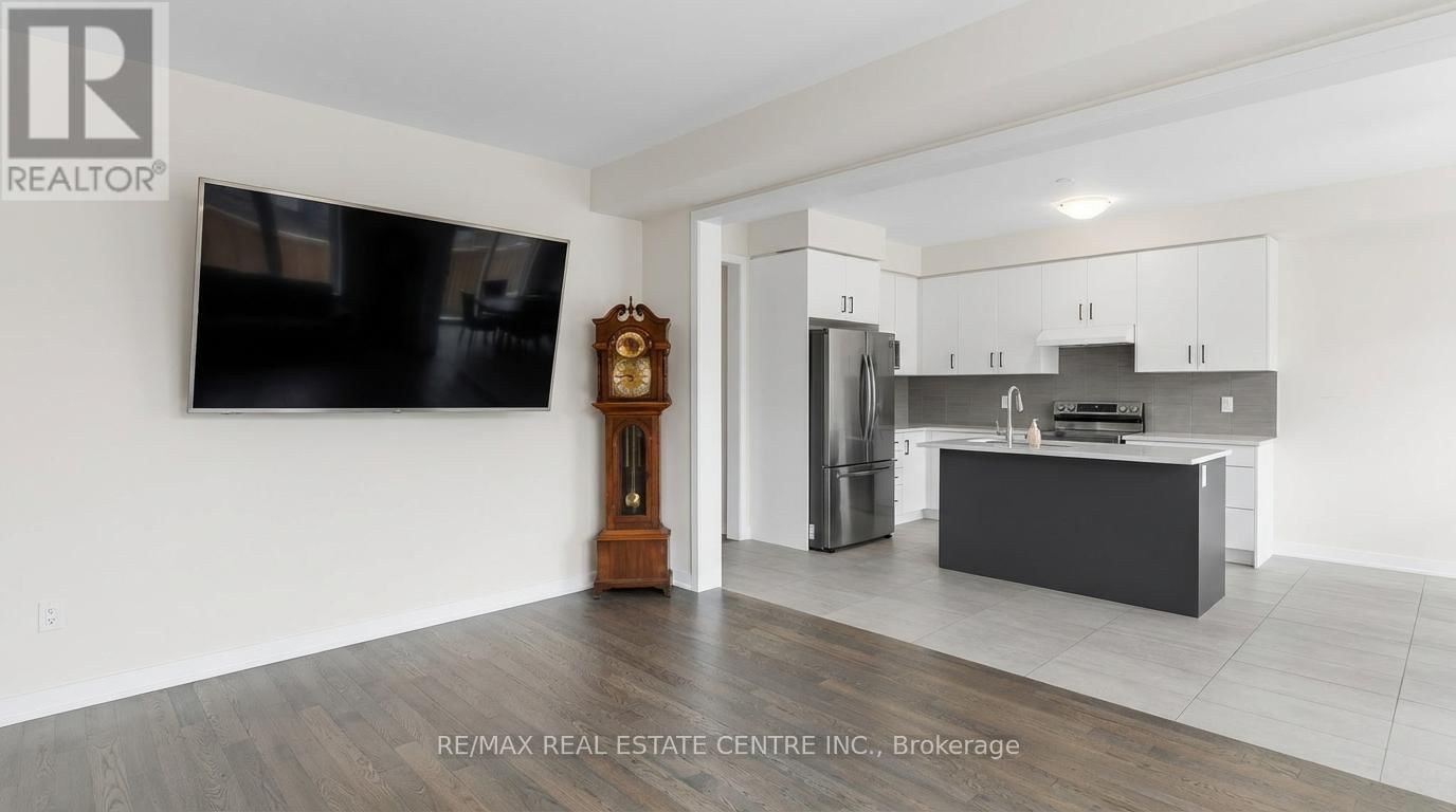 17 DOWNRIVER DRIVE Image 10