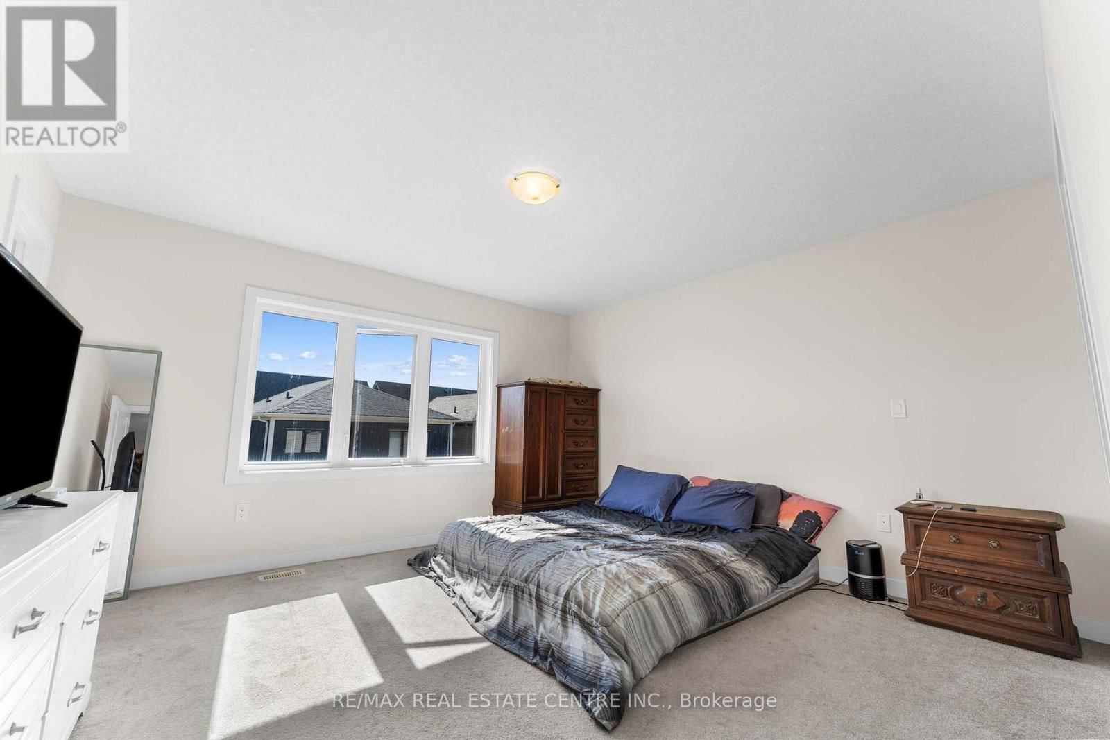 17 DOWNRIVER DRIVE Image 17