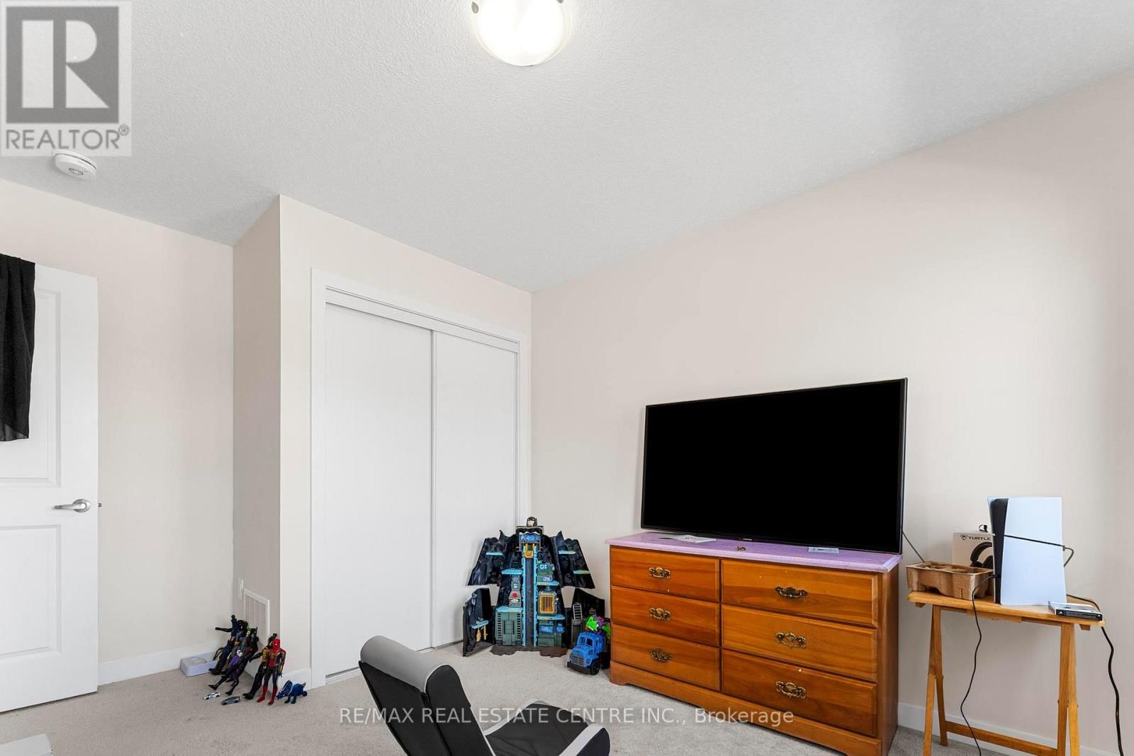 17 DOWNRIVER DRIVE Image 19