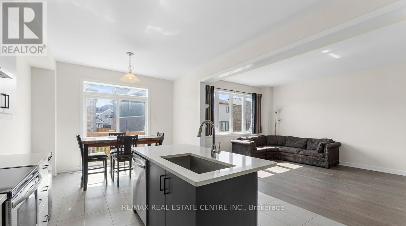 17 DOWNRIVER DRIVE Image 7