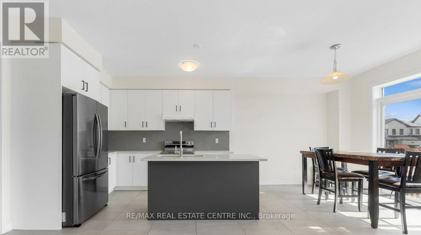 17 DOWNRIVER DRIVE Image 9