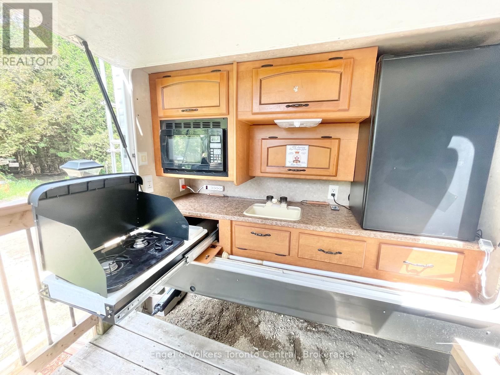 C25 - 7489 SIDEROAD 5 E Image 3