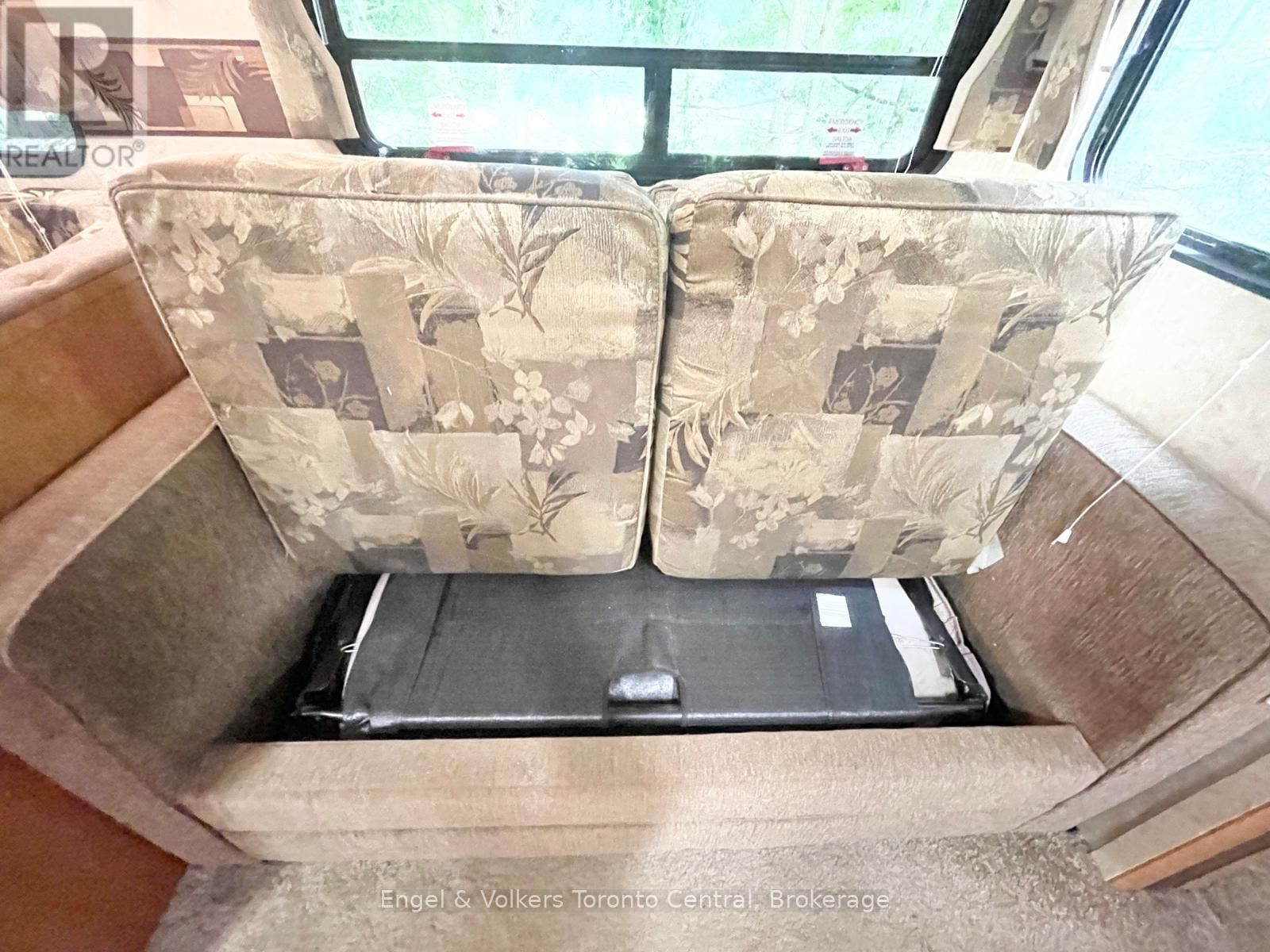 C25 - 7489 SIDEROAD 5 E Image 5