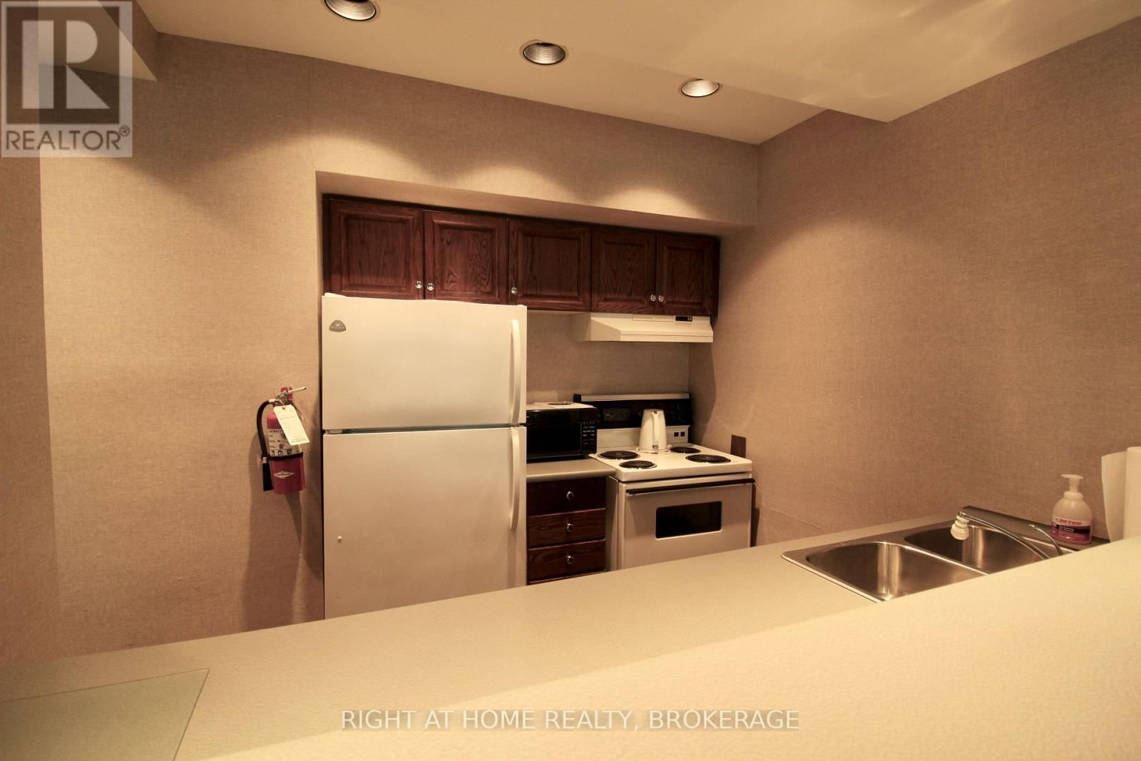 801 - 162 MARTINDALE ROAD Image 27