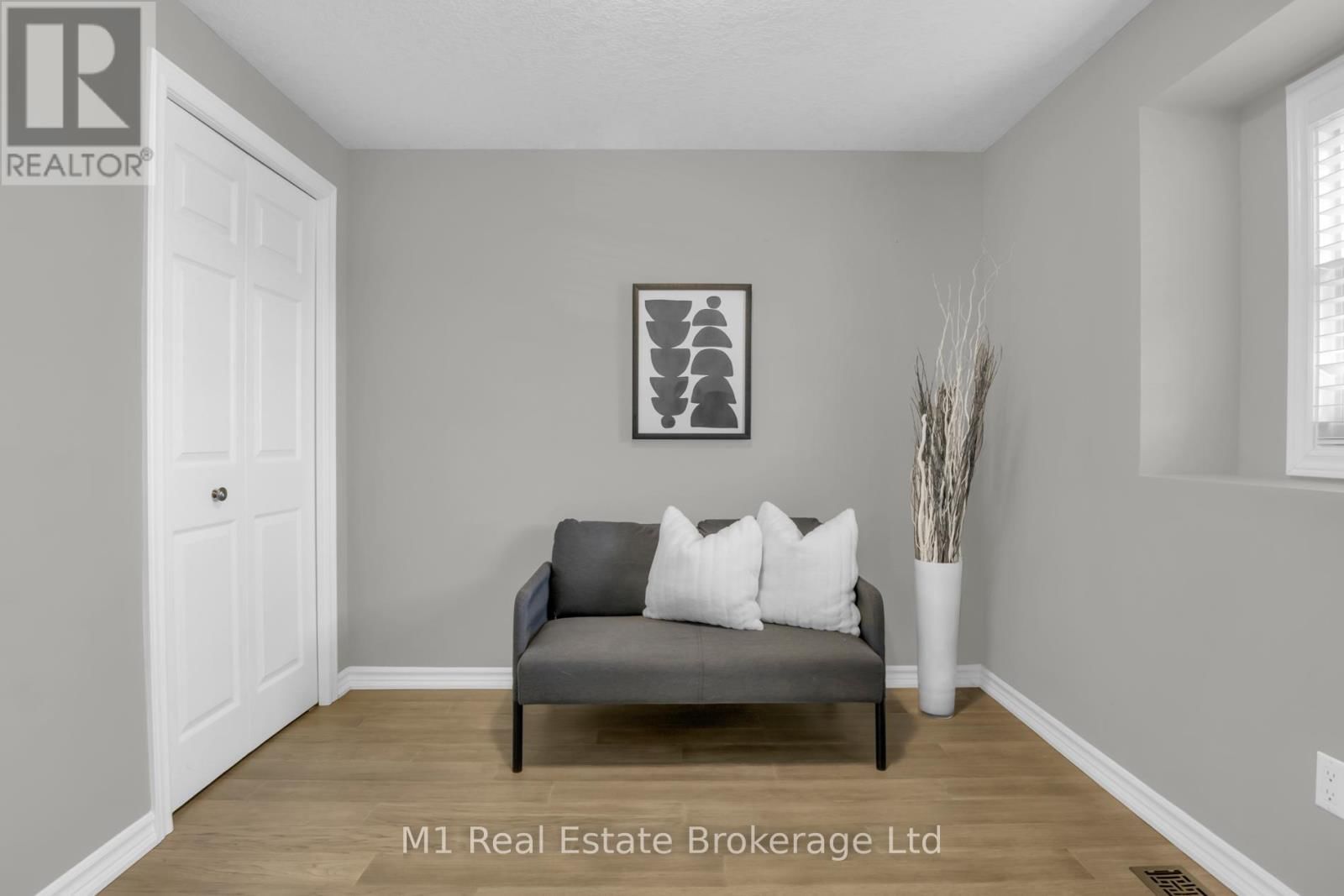 424 MILLBURN BOULEVARD Image 27