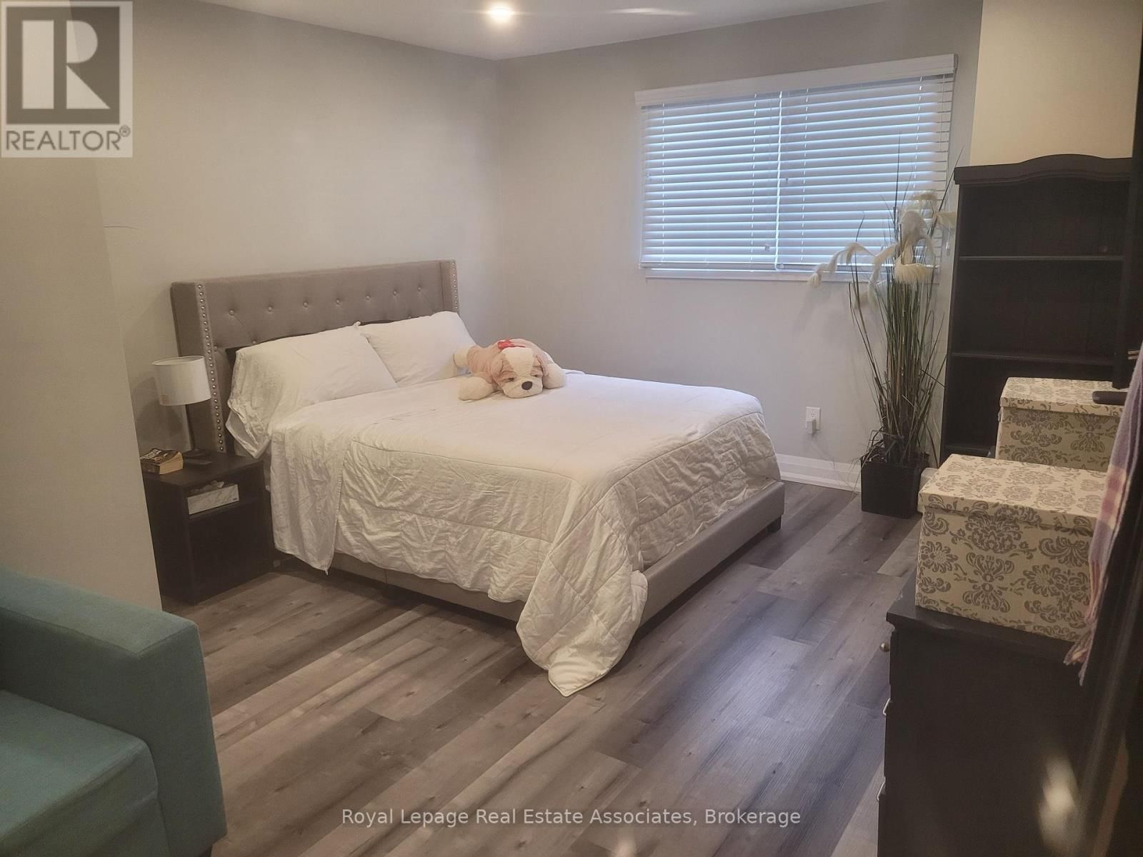 A - 22 ST JAMES STREET Image 14