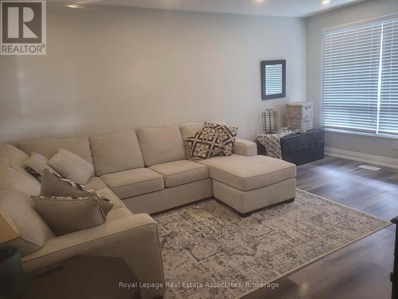 A - 22 ST JAMES STREET Image 3