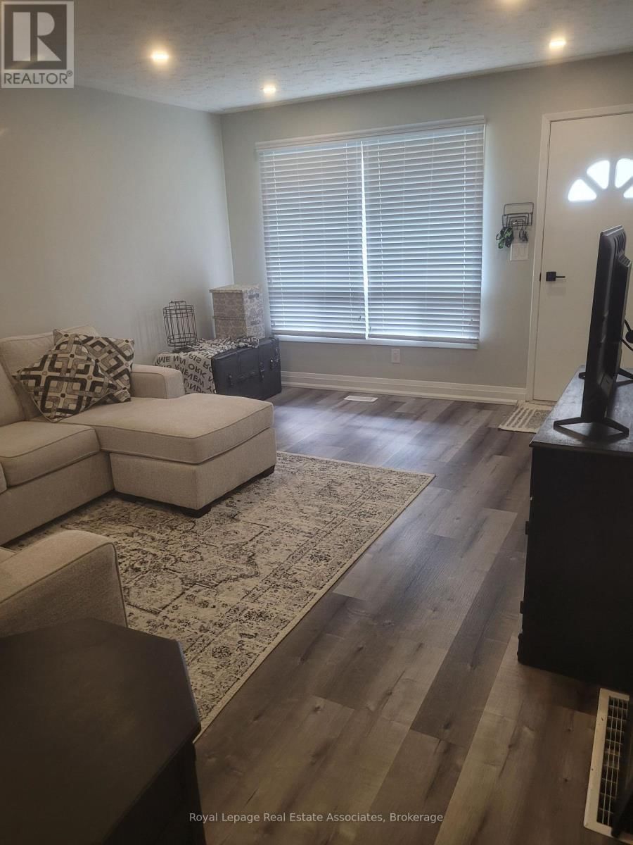 A - 22 ST JAMES STREET Image 4