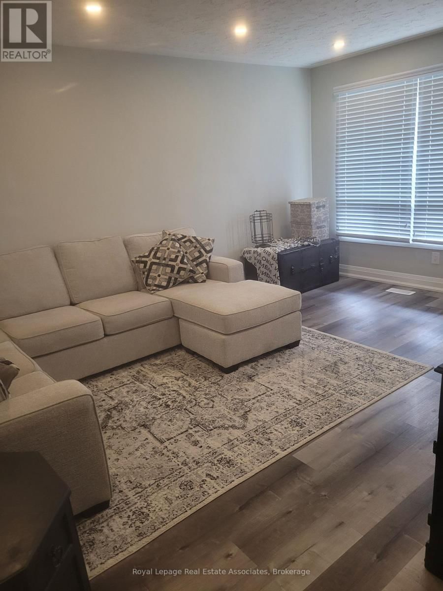 A - 22 ST JAMES STREET Image 5