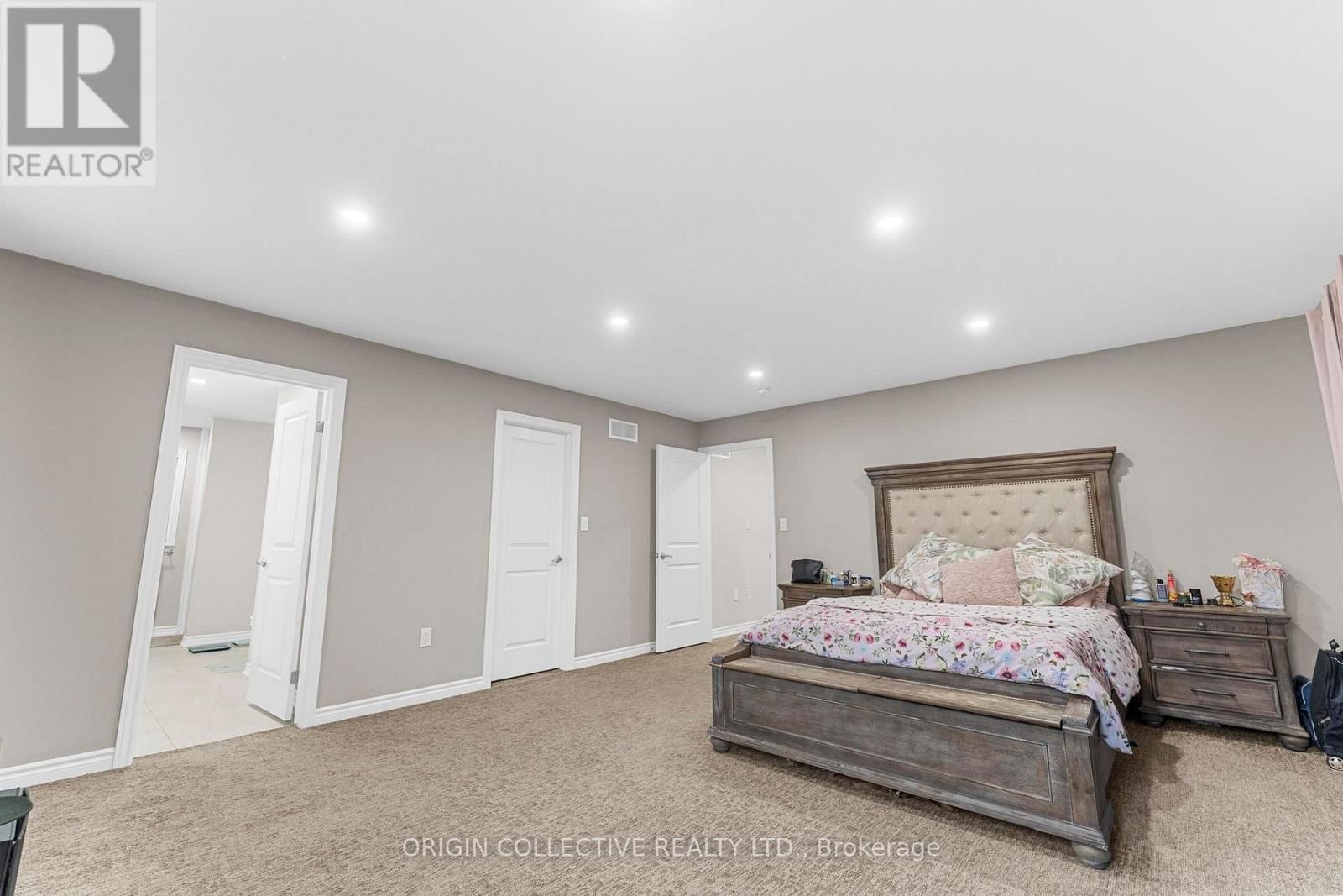 152 MCCABE AVENUE Image 20