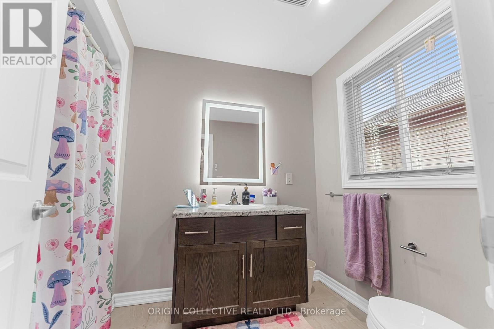 152 MCCABE AVENUE Image 24