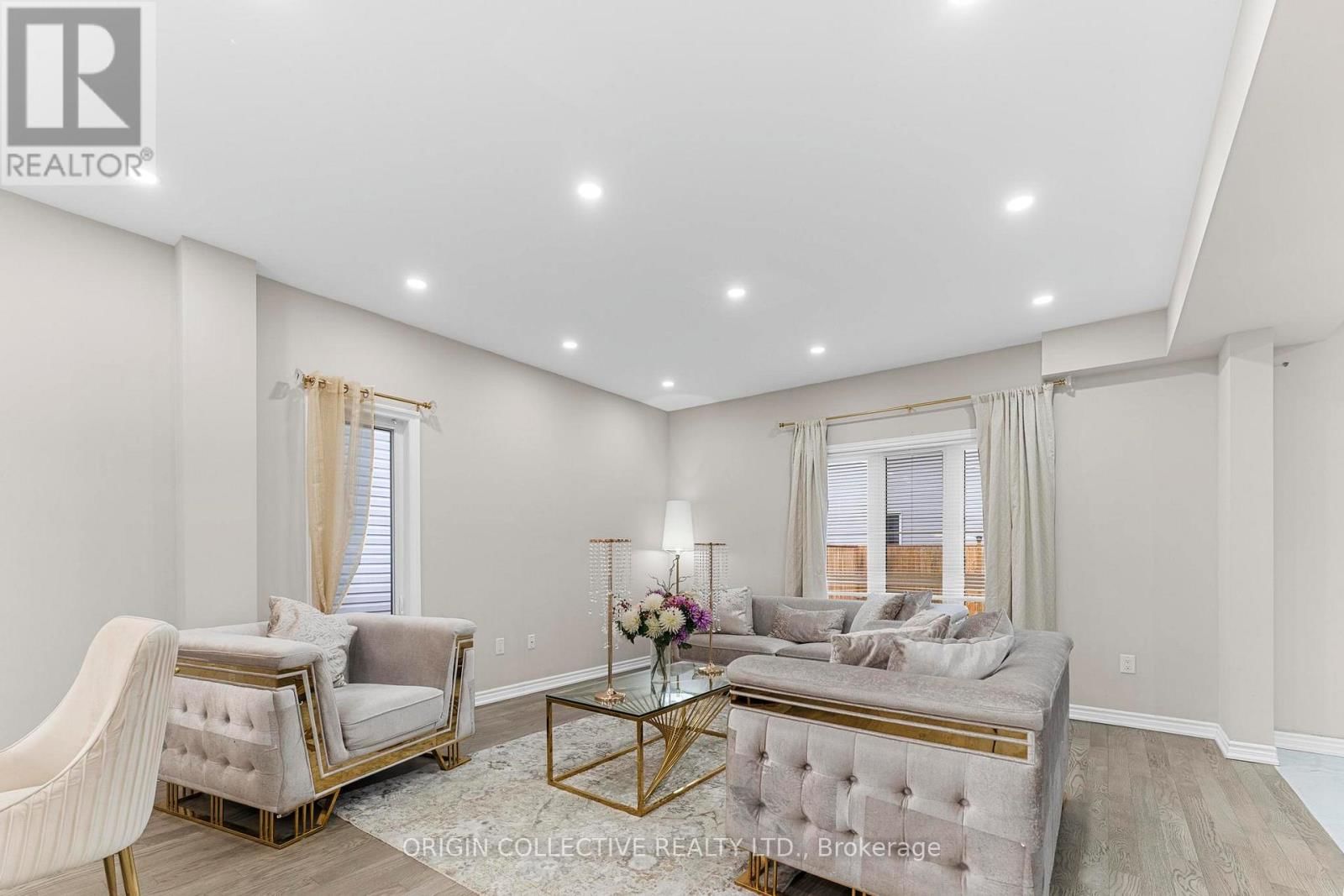 152 MCCABE AVENUE Image 9