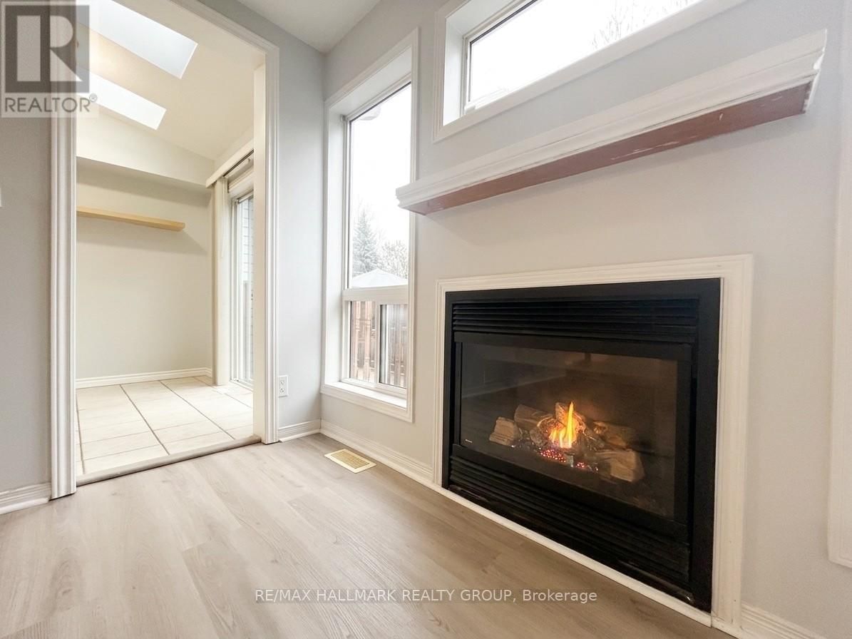 95 HEMLO CRESCENT Image 6