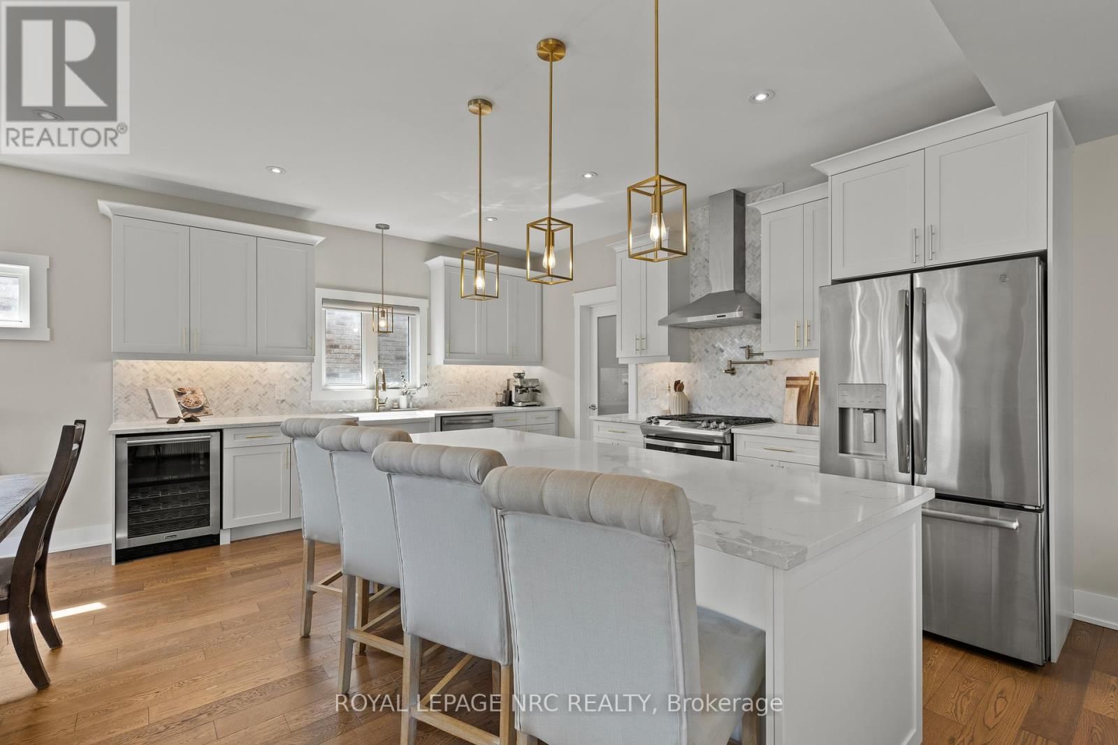 271 MEMORIAL PARK DRIVE Image 10