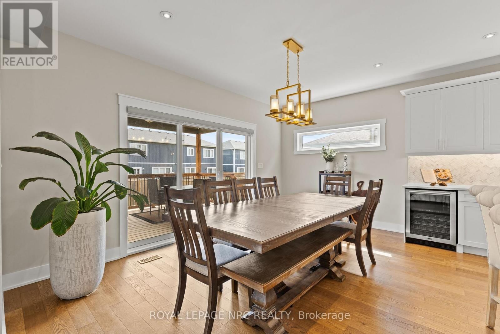 271 MEMORIAL PARK DRIVE Image 14