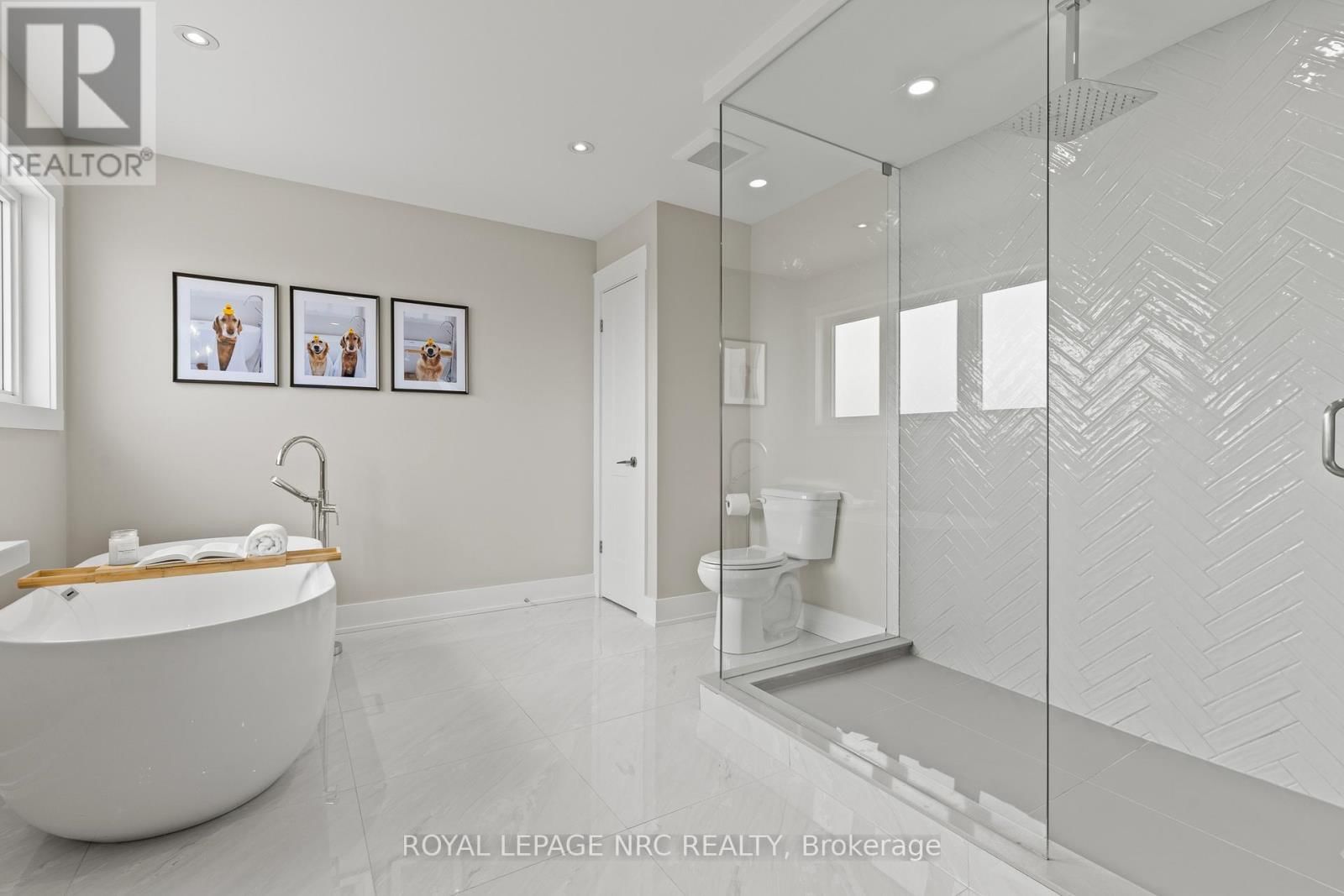 271 MEMORIAL PARK DRIVE Image 18