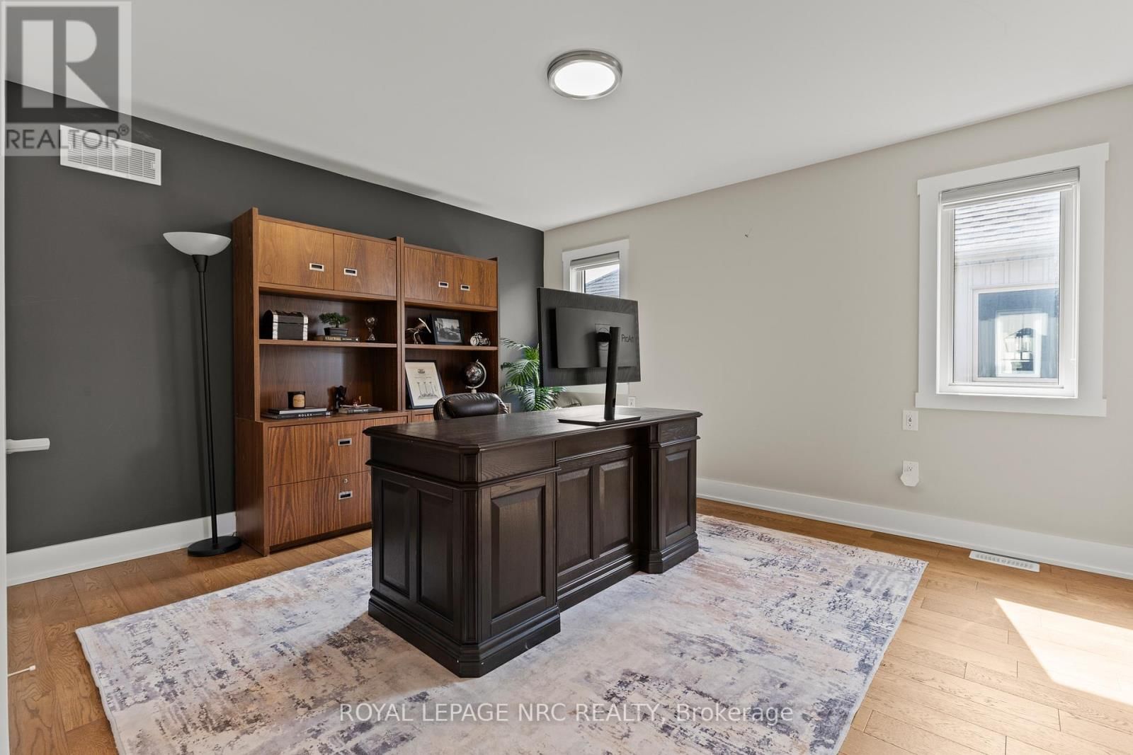 271 MEMORIAL PARK DRIVE Image 22