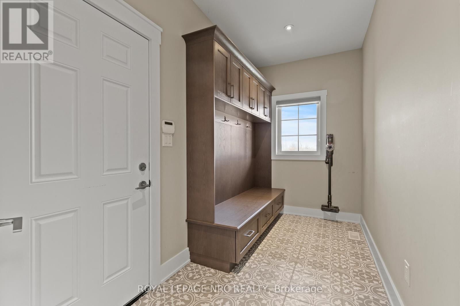 271 MEMORIAL PARK DRIVE Image 26