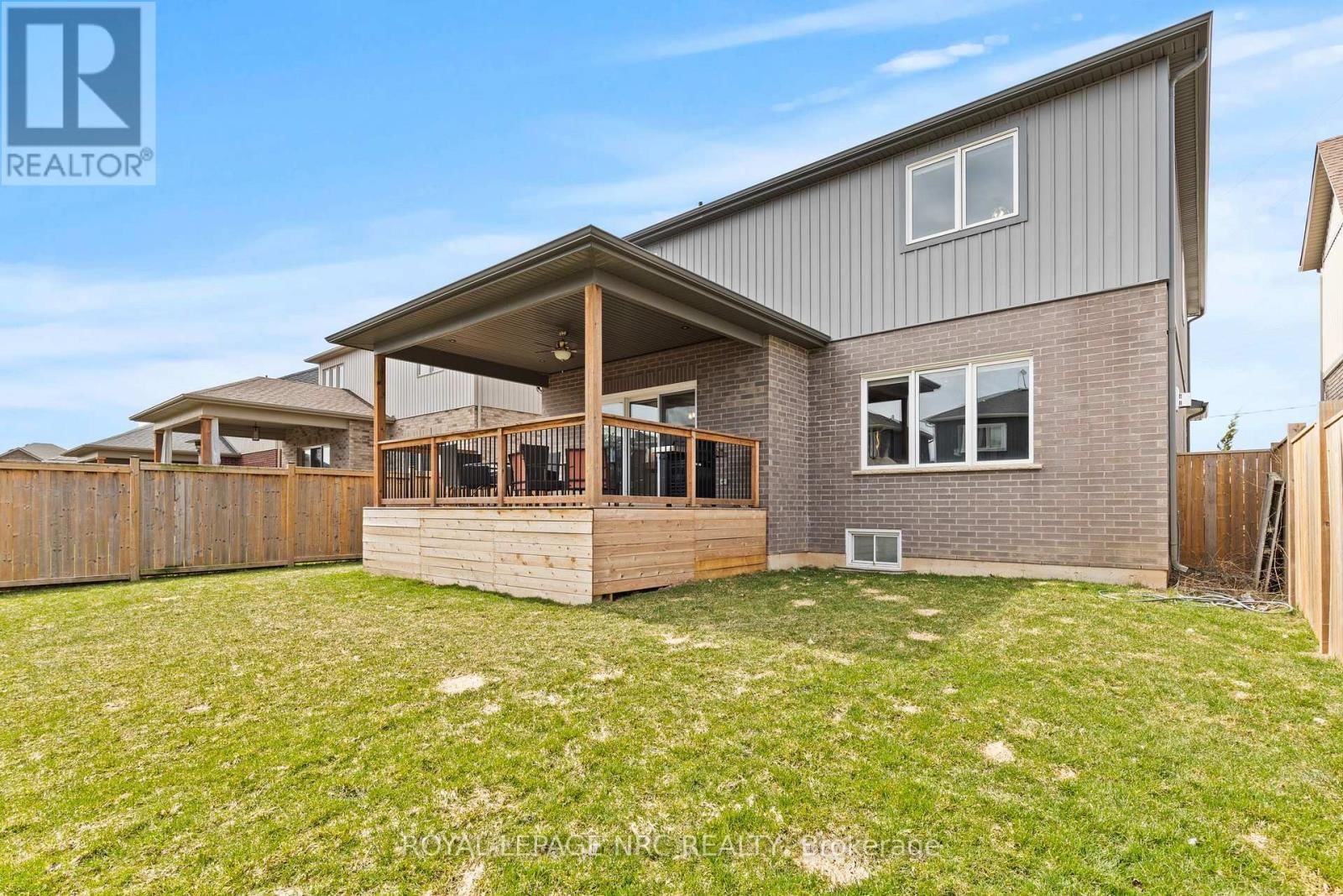 271 MEMORIAL PARK DRIVE Image 39