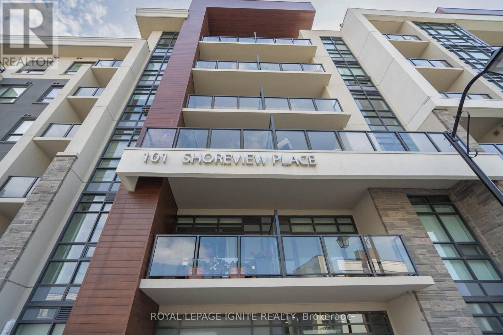 614 - 101 SHOREVIEW PLACE Image 3