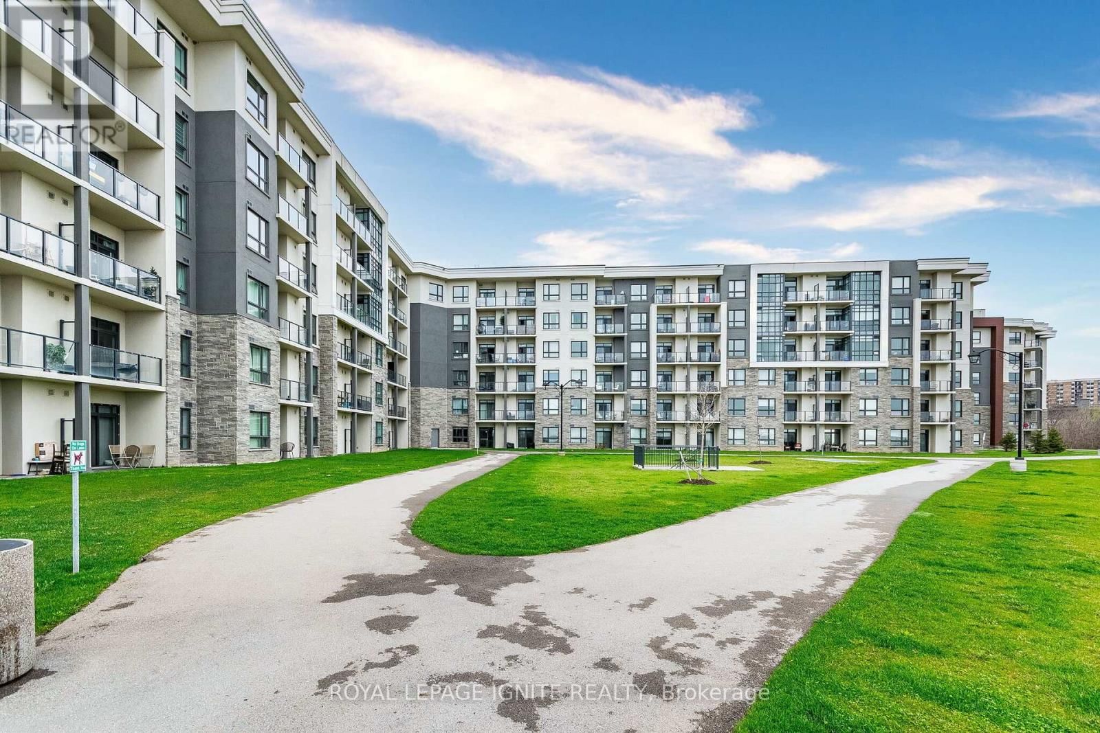 614 - 101 SHOREVIEW PLACE Image 42