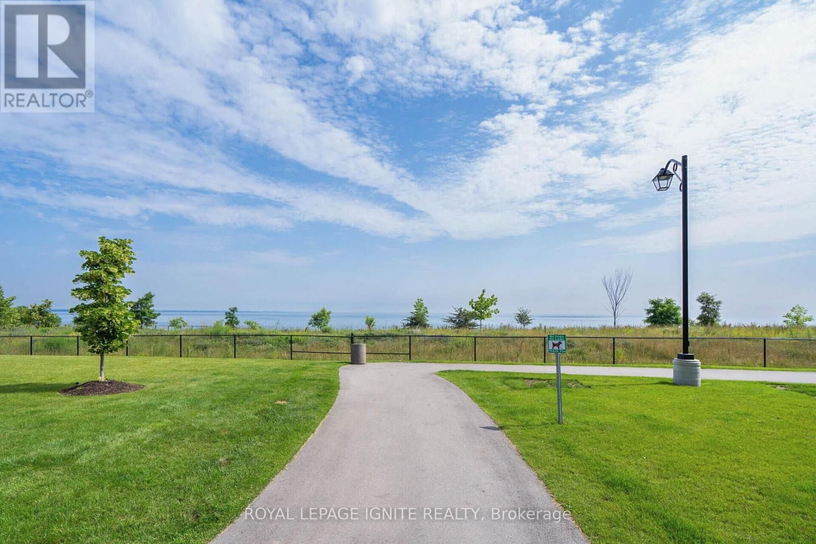 614 - 101 SHOREVIEW PLACE Image 50