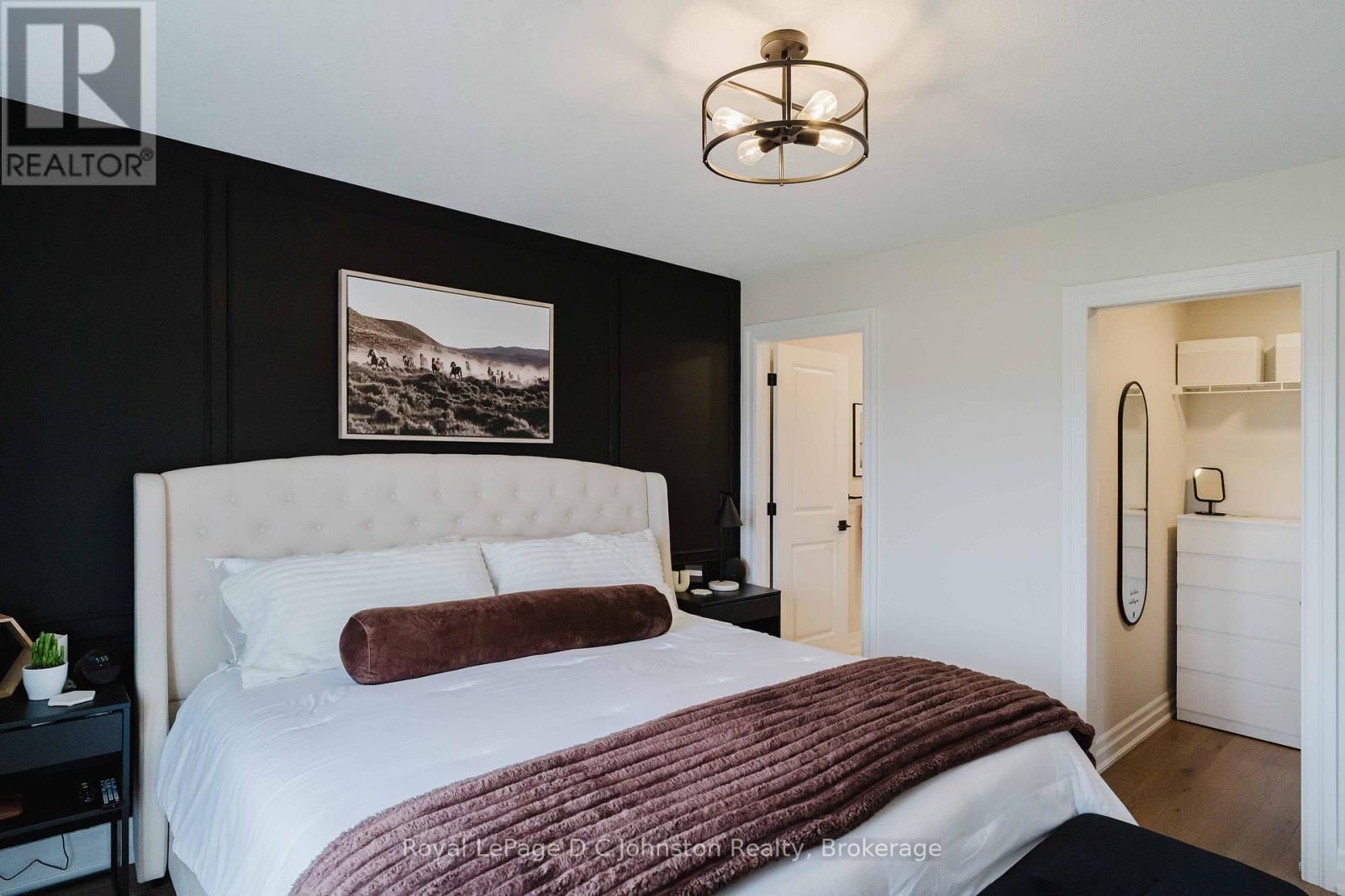 285 MARY ROSE AVENUE Image 25