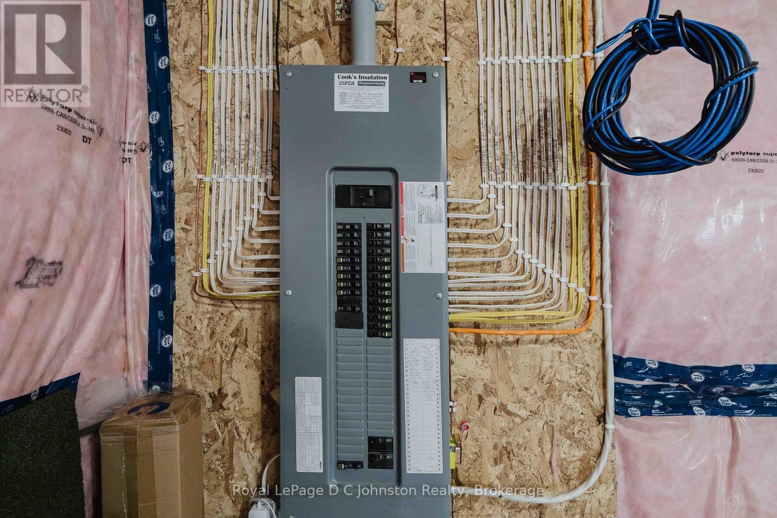 285 MARY ROSE AVENUE Image 31