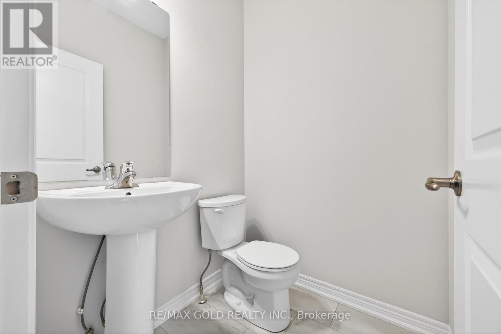 129 SUNFLOWER PLACE Image 11