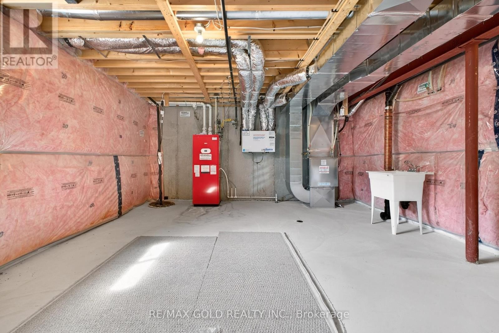 129 SUNFLOWER PLACE Image 43