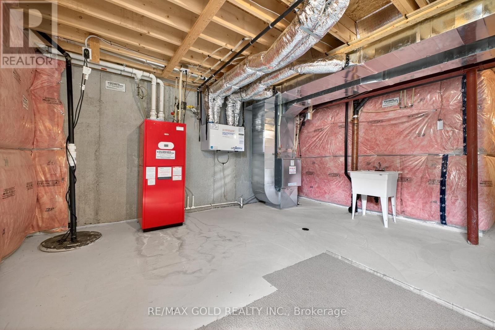 129 SUNFLOWER PLACE Image 45