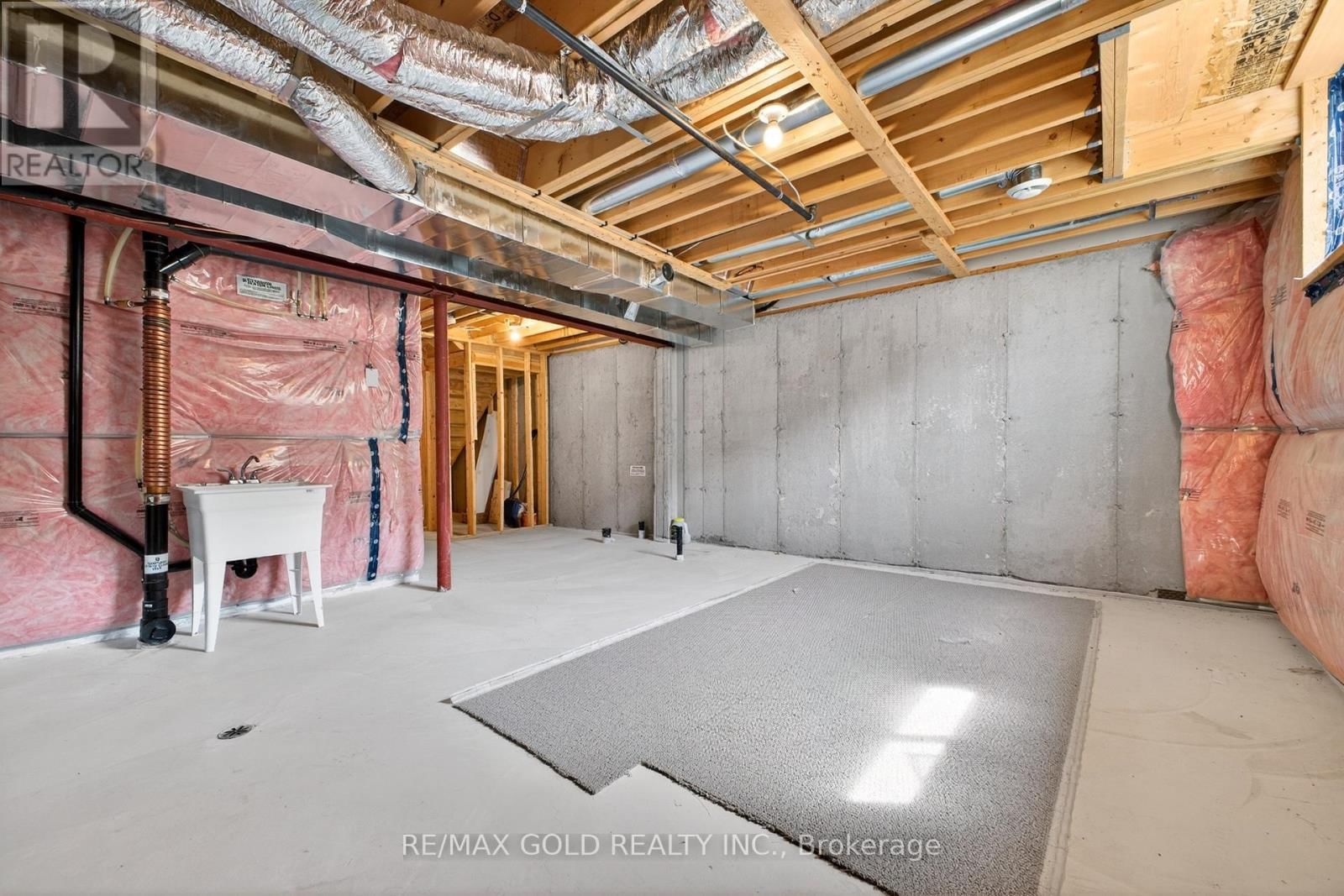 129 SUNFLOWER PLACE Image 46