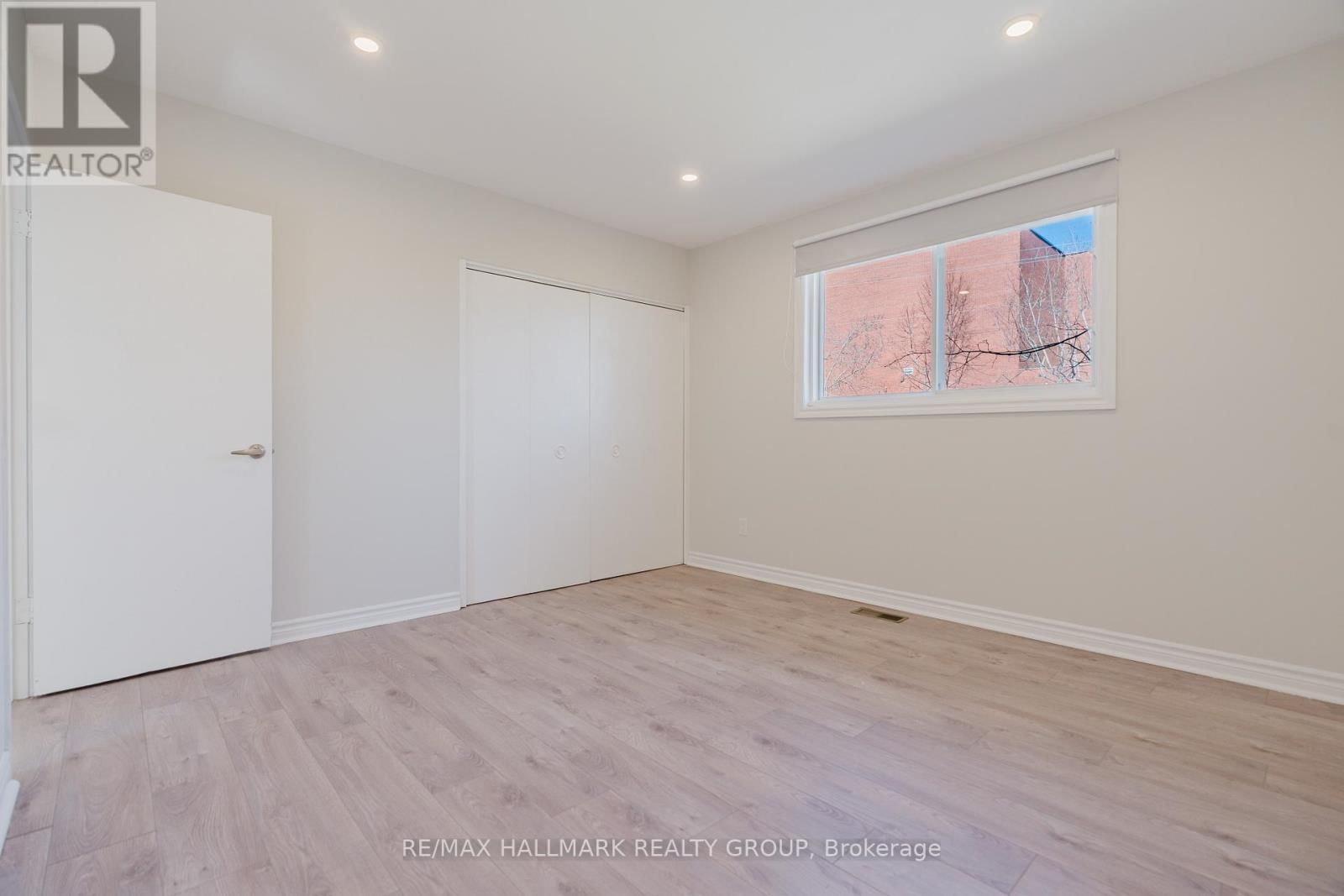 17 WOLMSLEY CRESCENT Image 15