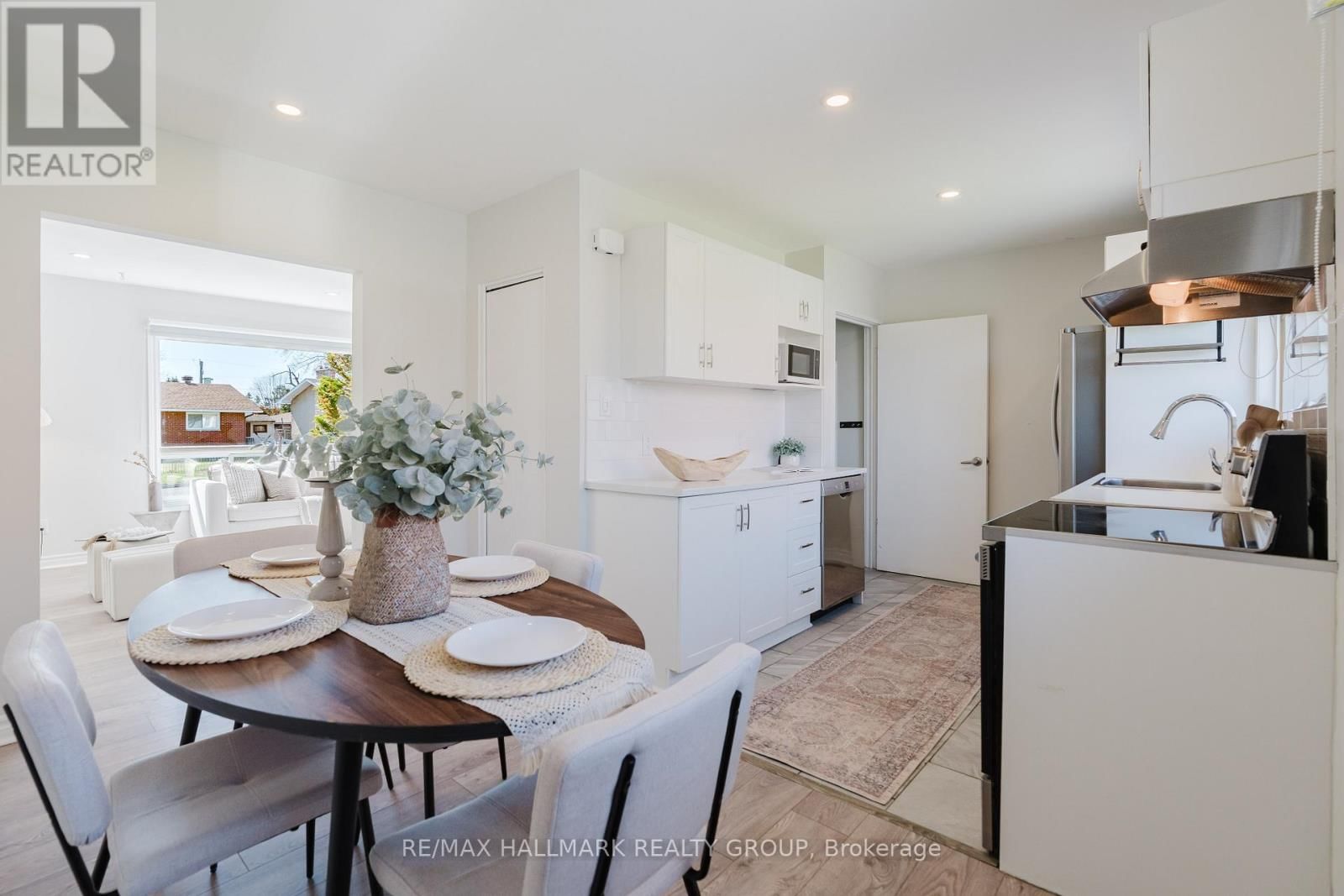 17 WOLMSLEY CRESCENT Image 25